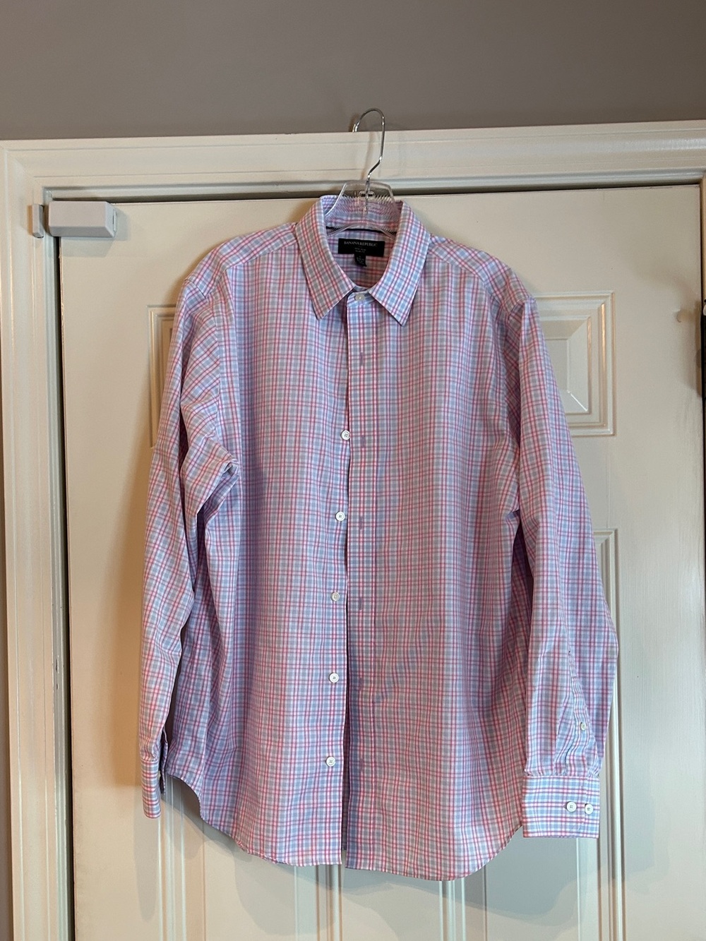 Banana Republic Pink & Light Blue Plaid Dress Shirt